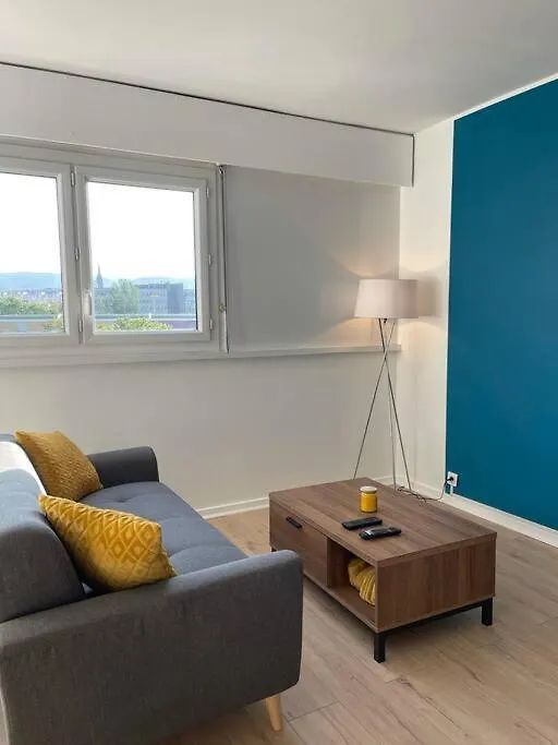 Le Niel - Spacieux - Wifi - Parking Gratuit 19H-7H Apartment Clermont-Ferrand France