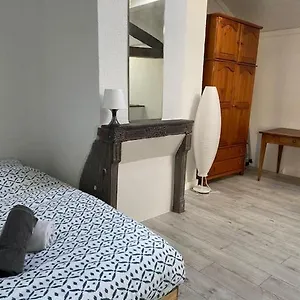 Appartement Studio Sous Les Toits Paisible, Clermont-Ferrand